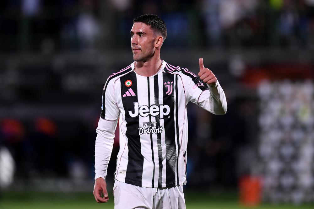 英超：曼联客场2-1战胜莱斯特城