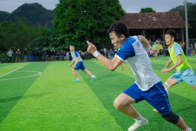 对阵都灵时的这粒任意球，至今仍让红黑军团球迷津津乐道